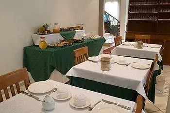 Otel Vittoria 3*