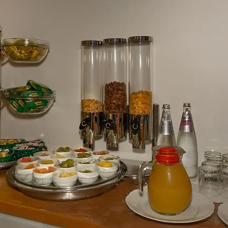 Vittoria 3* Viareggio