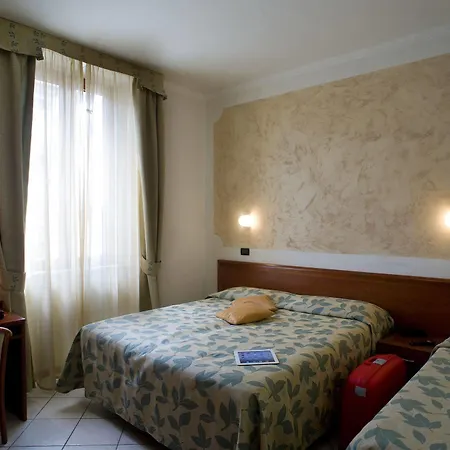 Otel Vittoria Viareggio