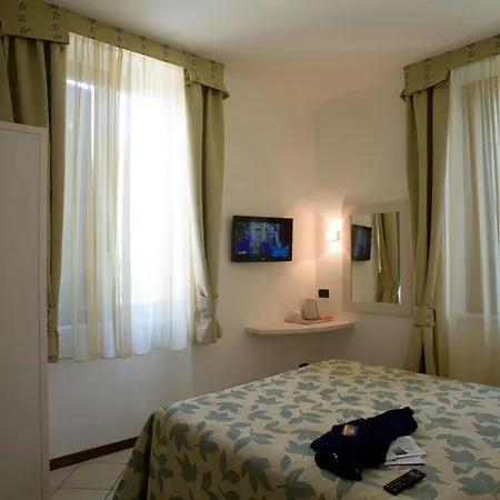 Otel Vittoria Viareggio