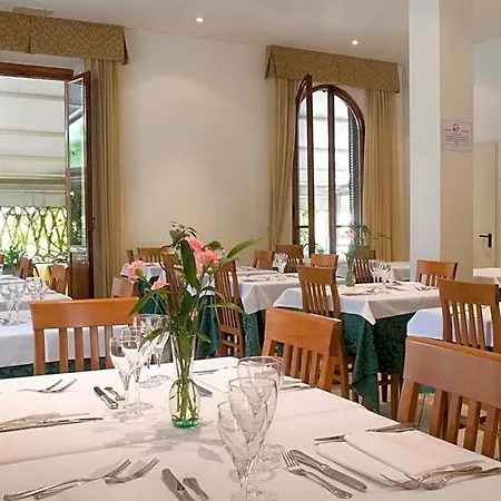 Vittoria Hotel