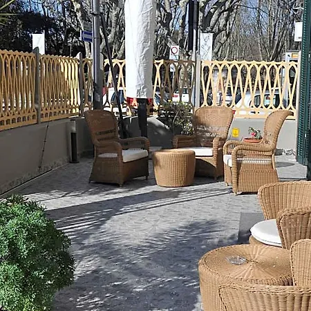 Vittoria Viareggio