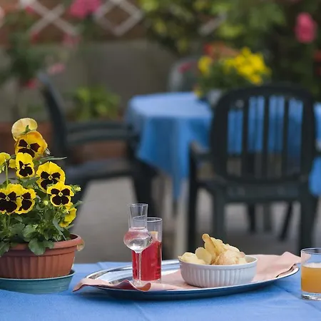 Vittoria Szálloda 3*